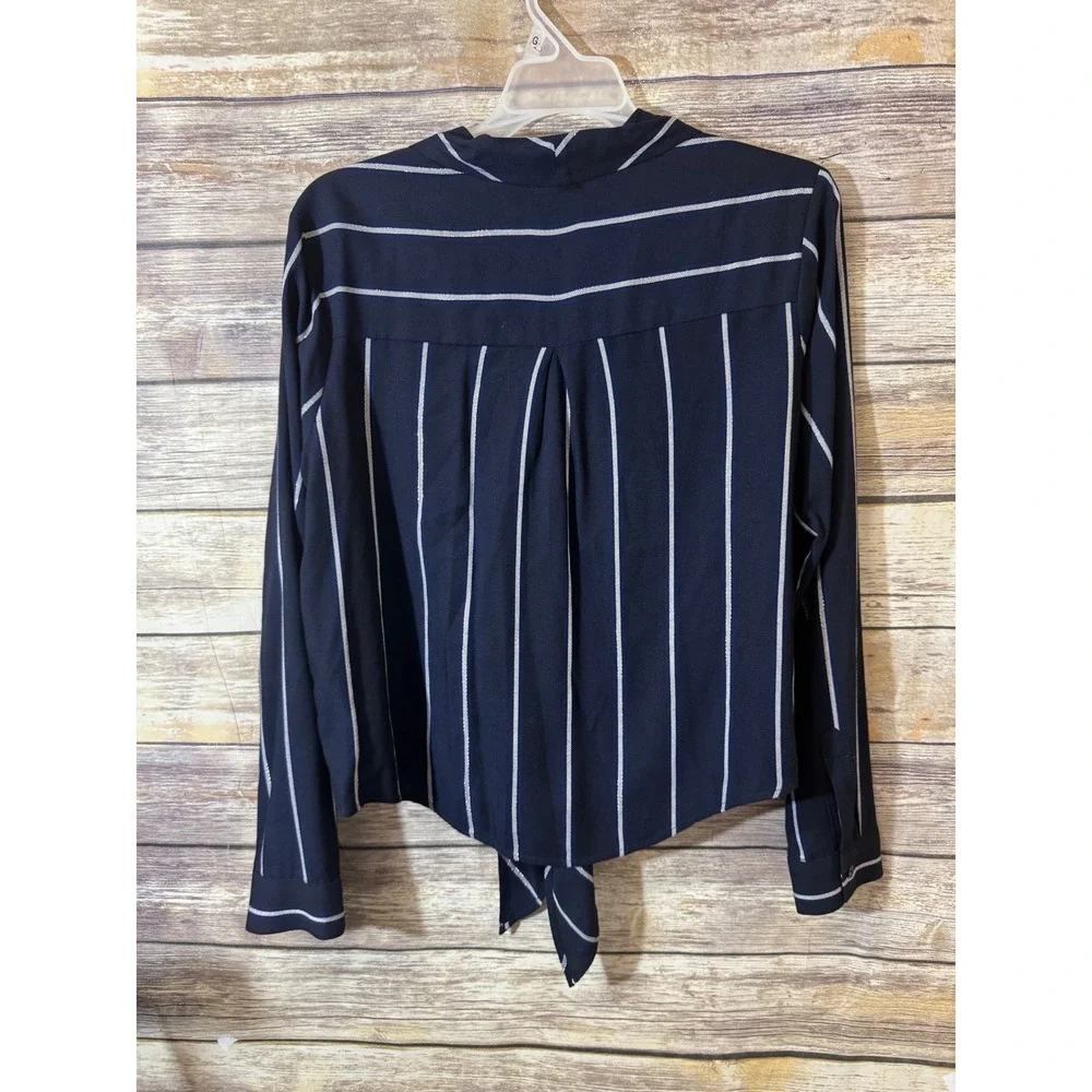Rails Ava Livorno Blouse Stripe Navy Metallic Tie Front Top M Medium V Neck